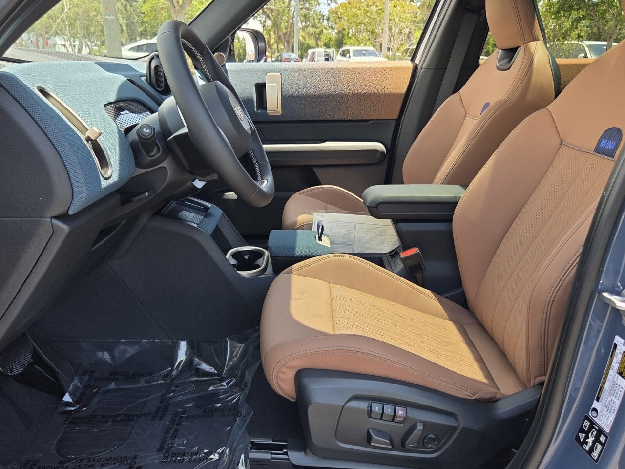2027 MINI COUNTRYMAN ICONIC