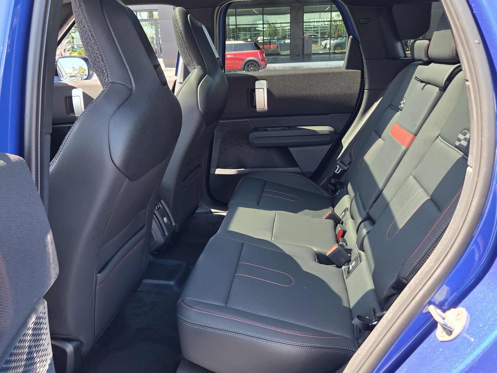 2027 MINI COUNTRYMAN ICONIC