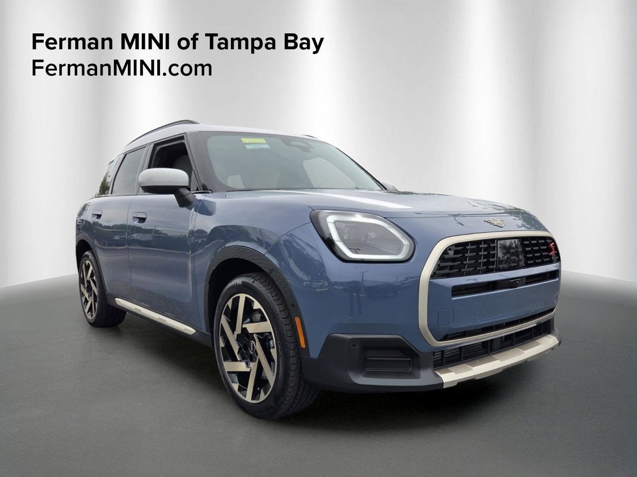 2027 MINI COUNTRYMAN ICONIC