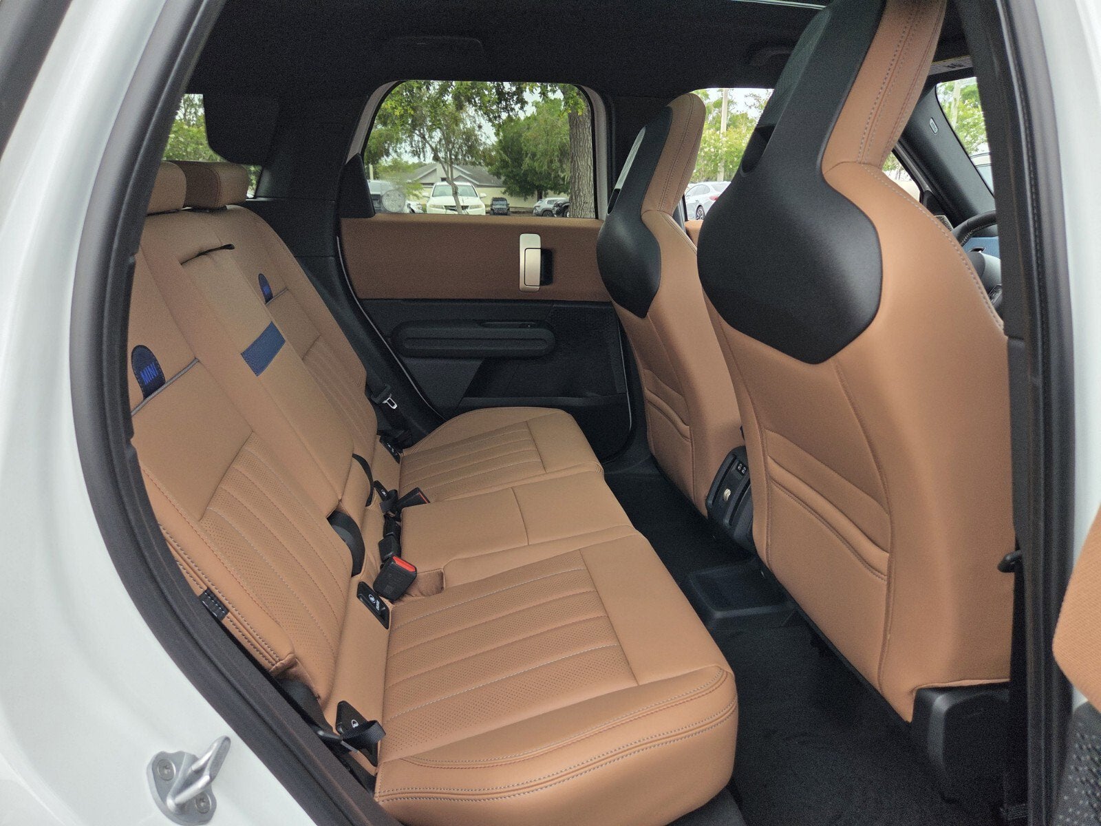 2027 MINI COUNTRYMAN ICONIC