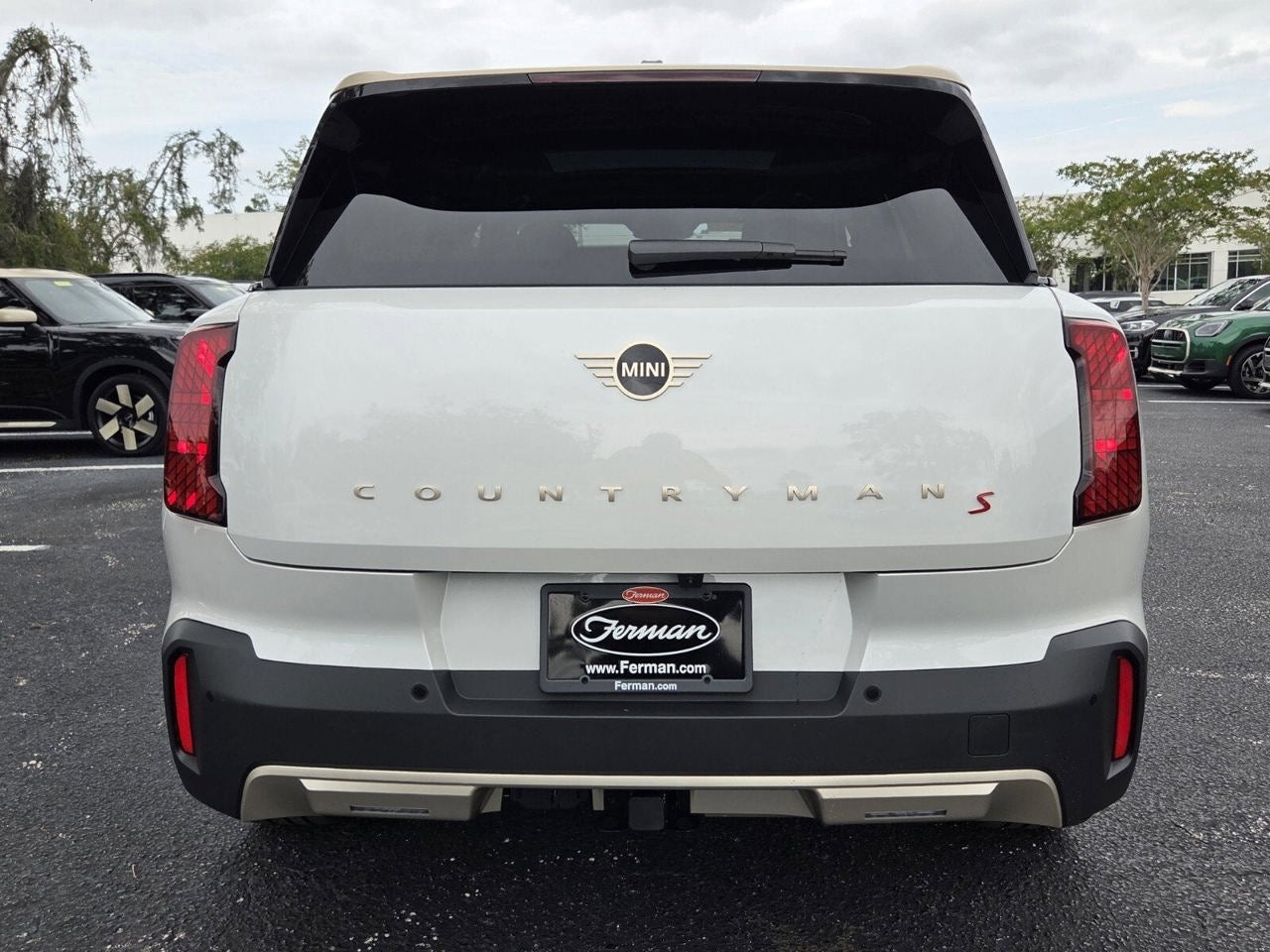 2027 MINI COUNTRYMAN ICONIC