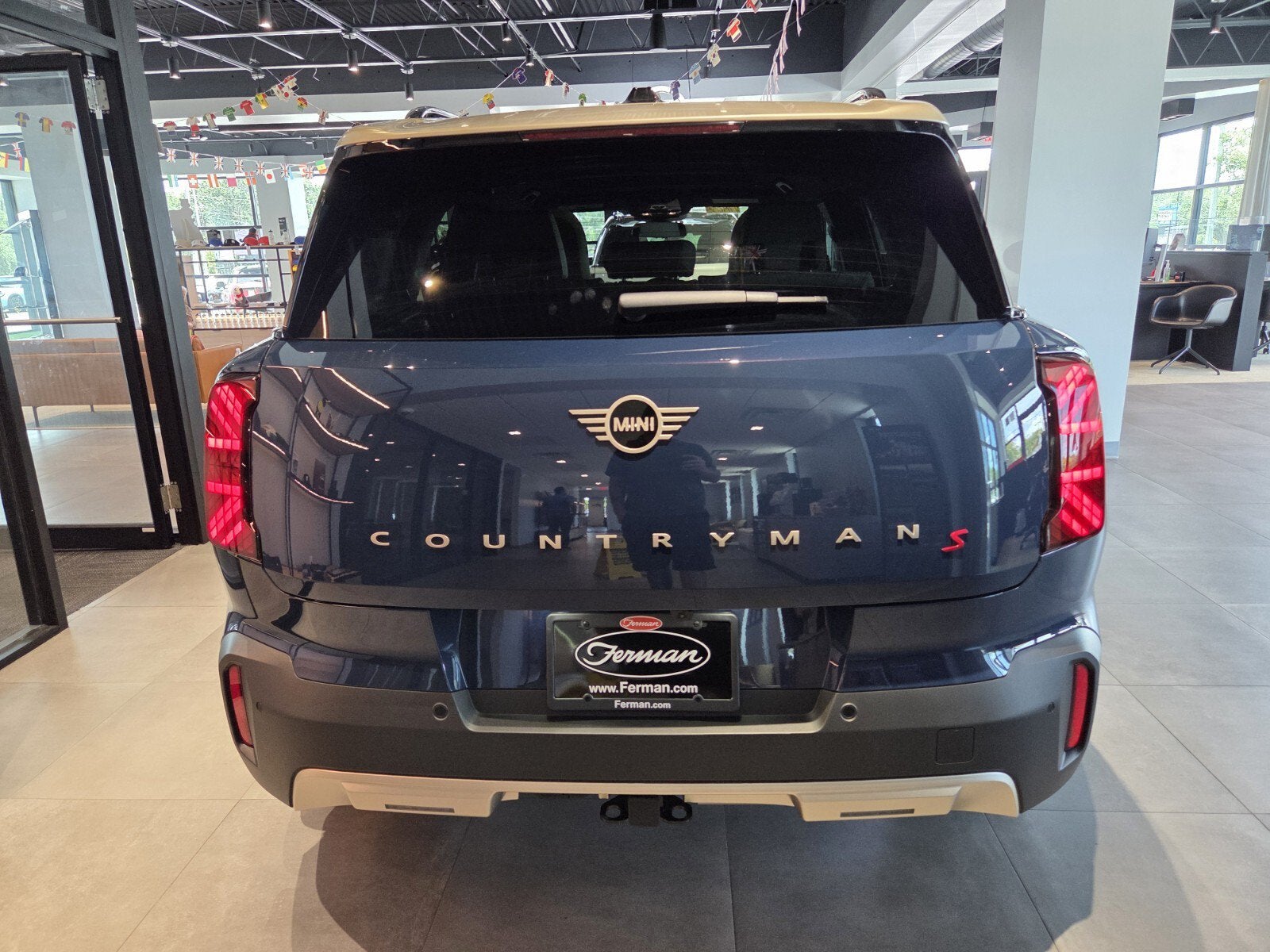 2027 MINI COUNTRYMAN ICONIC
