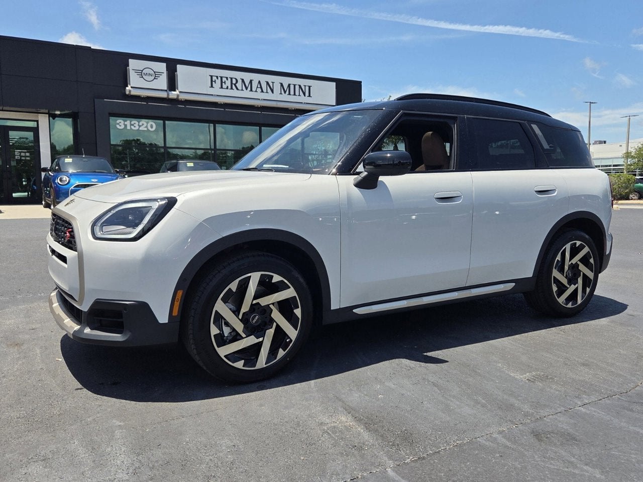 2027 MINI COUNTRYMAN ICONIC