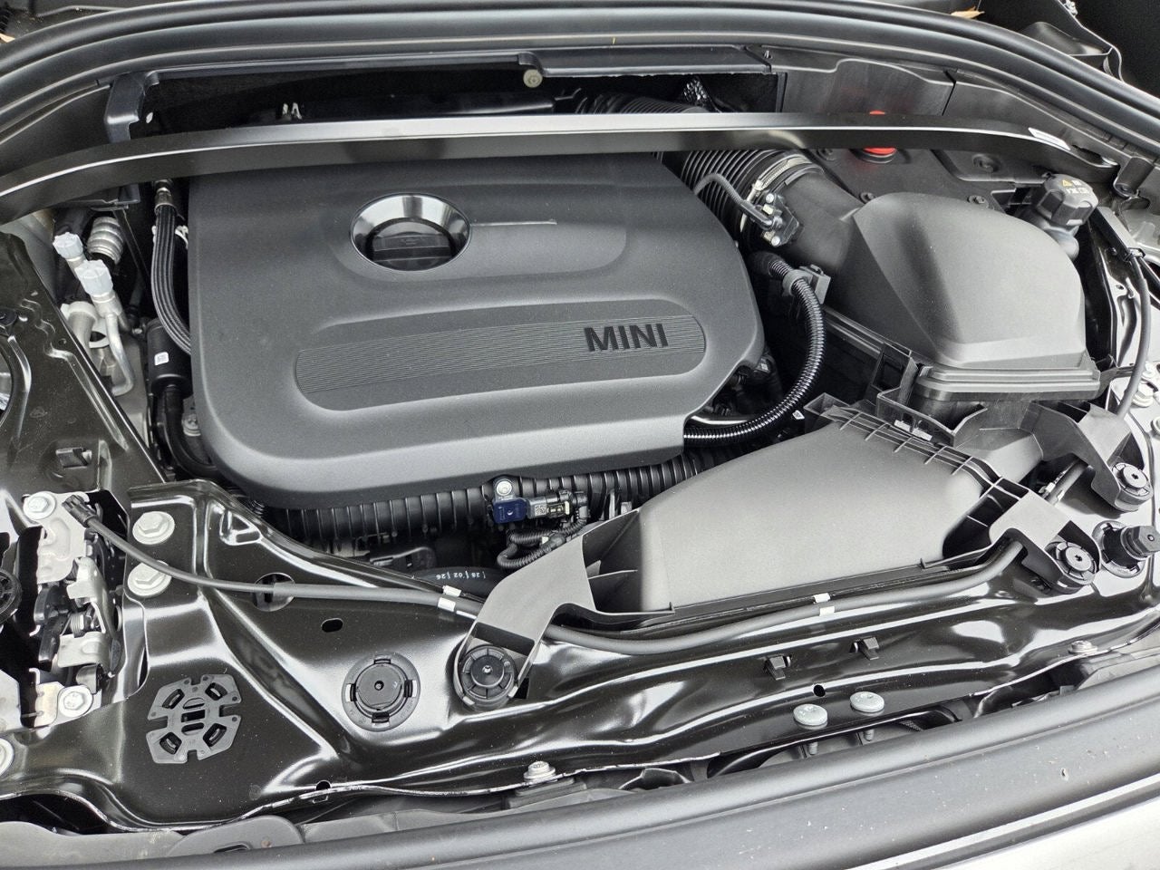 2027 MINI COUNTRYMAN SIGNATURE PLUS