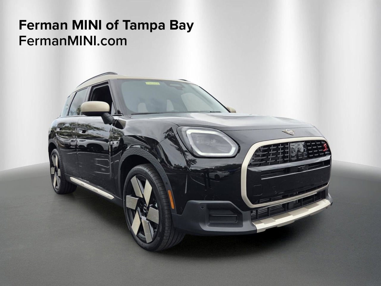 2027 MINI COUNTRYMAN ICONIC