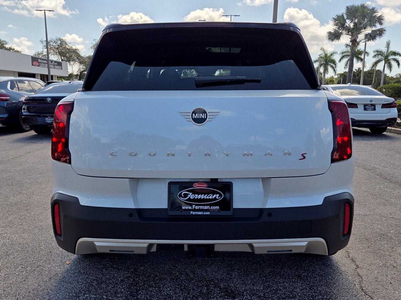 2027 MINI COUNTRYMAN ICONIC