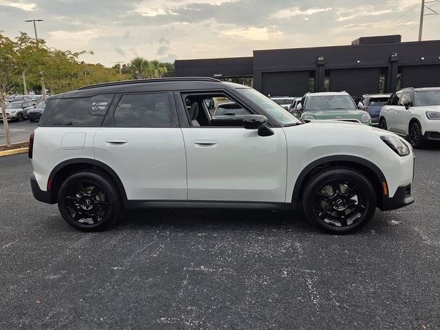 2027 MINI COUNTRYMAN Oxford Plus