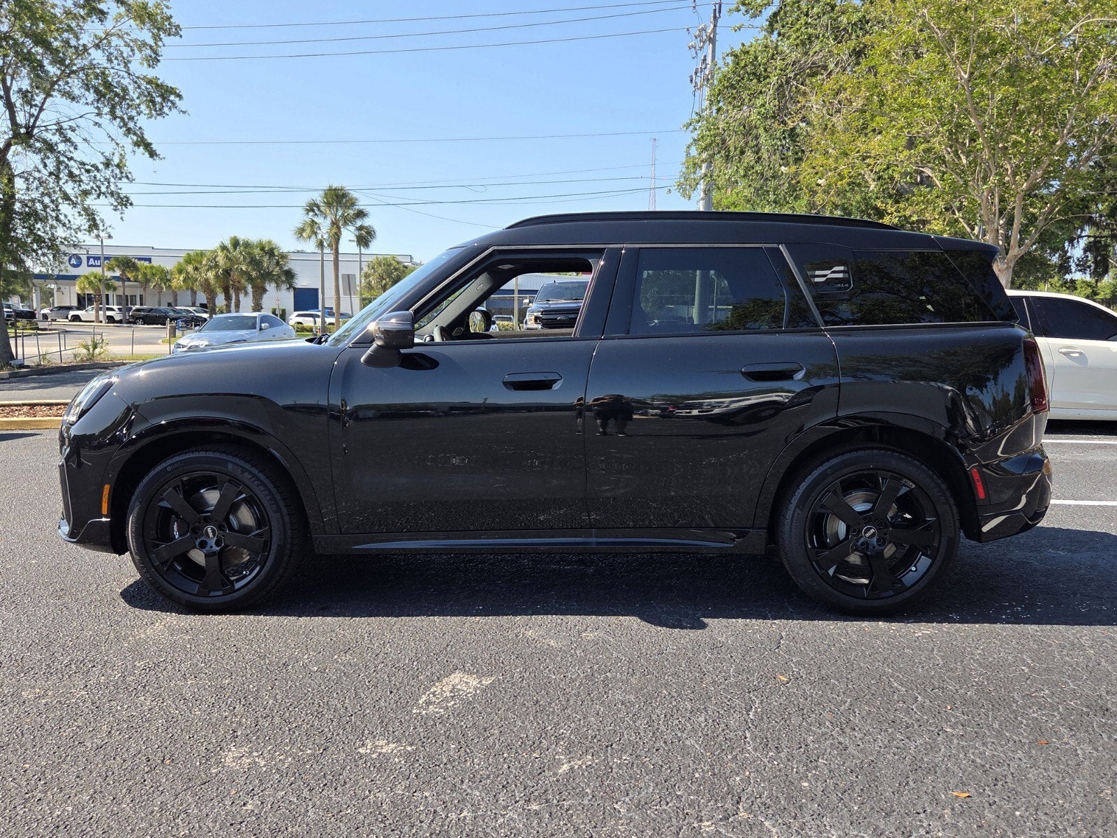 2026 MINI COUNTRYMAN ICONIC