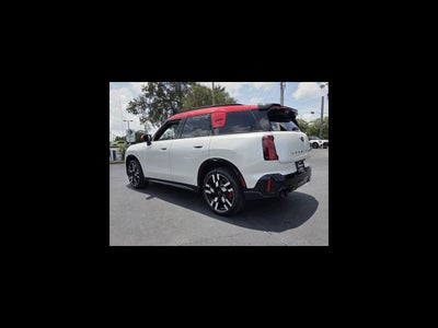 2027 MINI COUNTRYMAN ICONIC