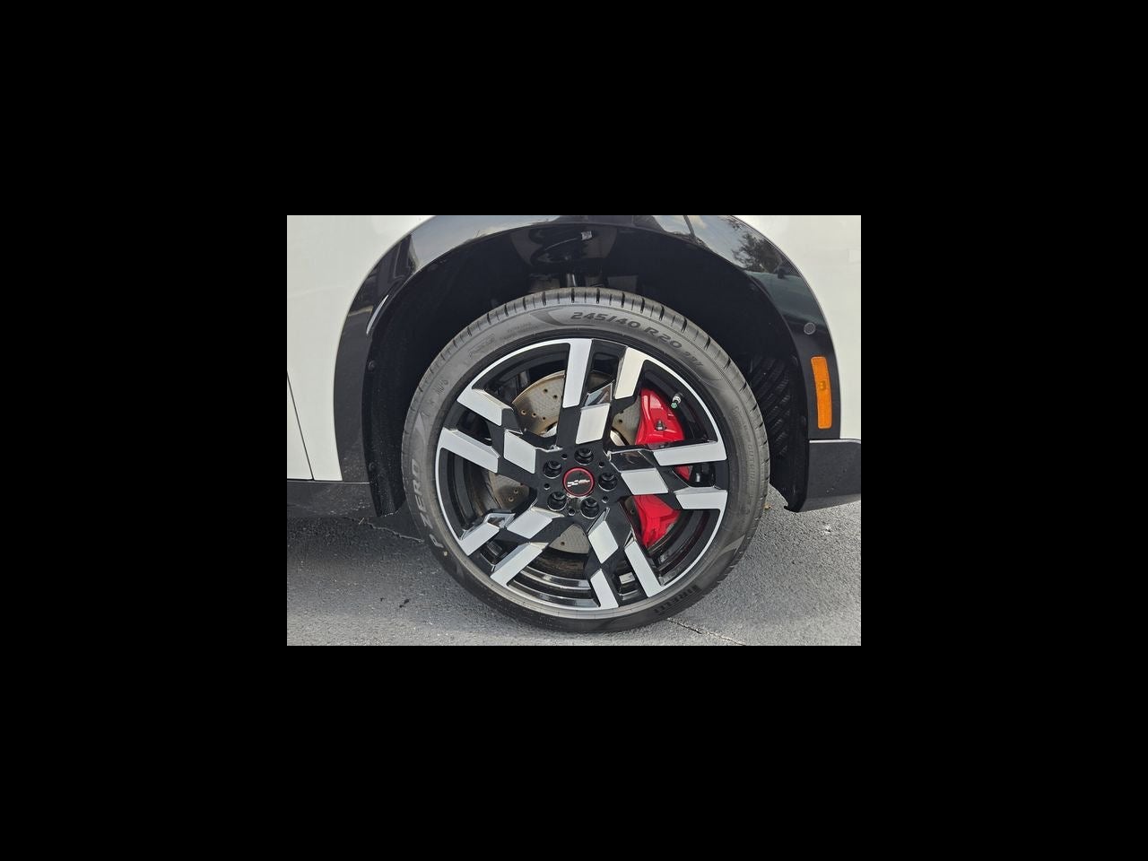 2027 MINI COUNTRYMAN ICONIC