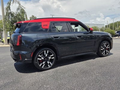 2026 MINI COUNTRYMAN Iconic