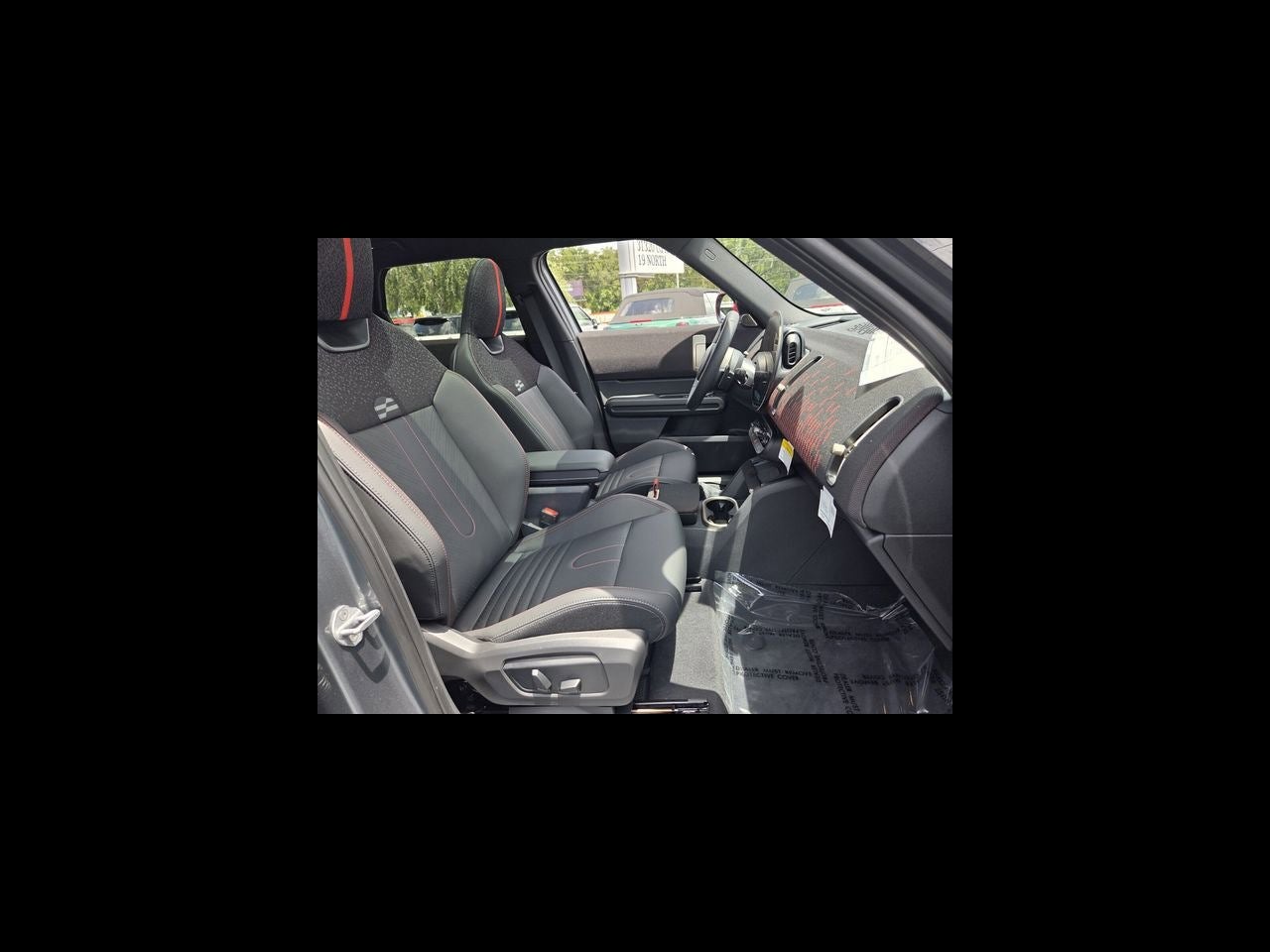 2027 MINI COUNTRYMAN ICONIC
