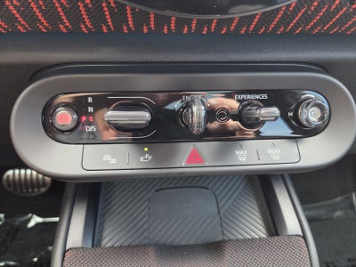 2027 MINI COUNTRYMAN ICONIC