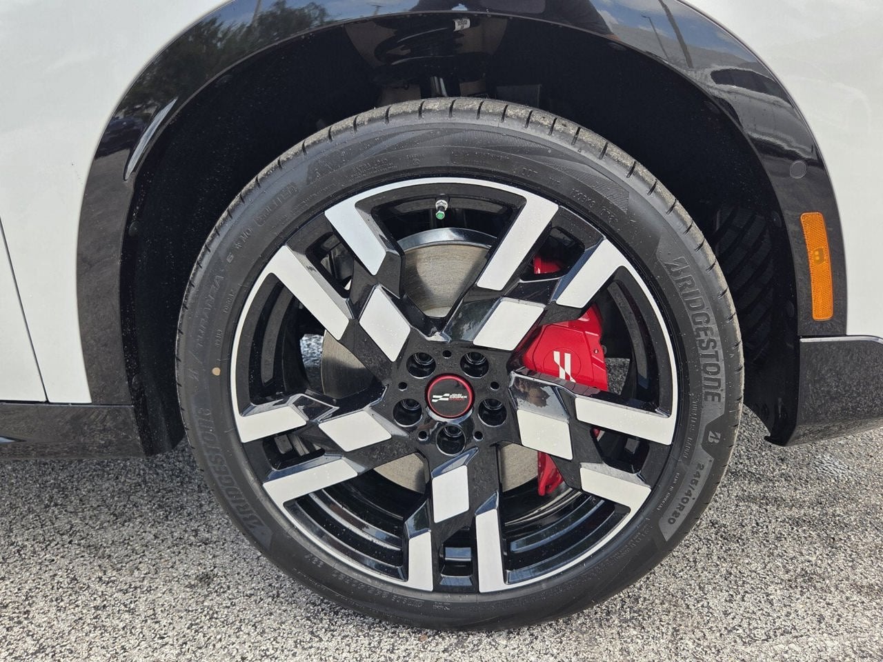 2027 MINI COUNTRYMAN ICONIC