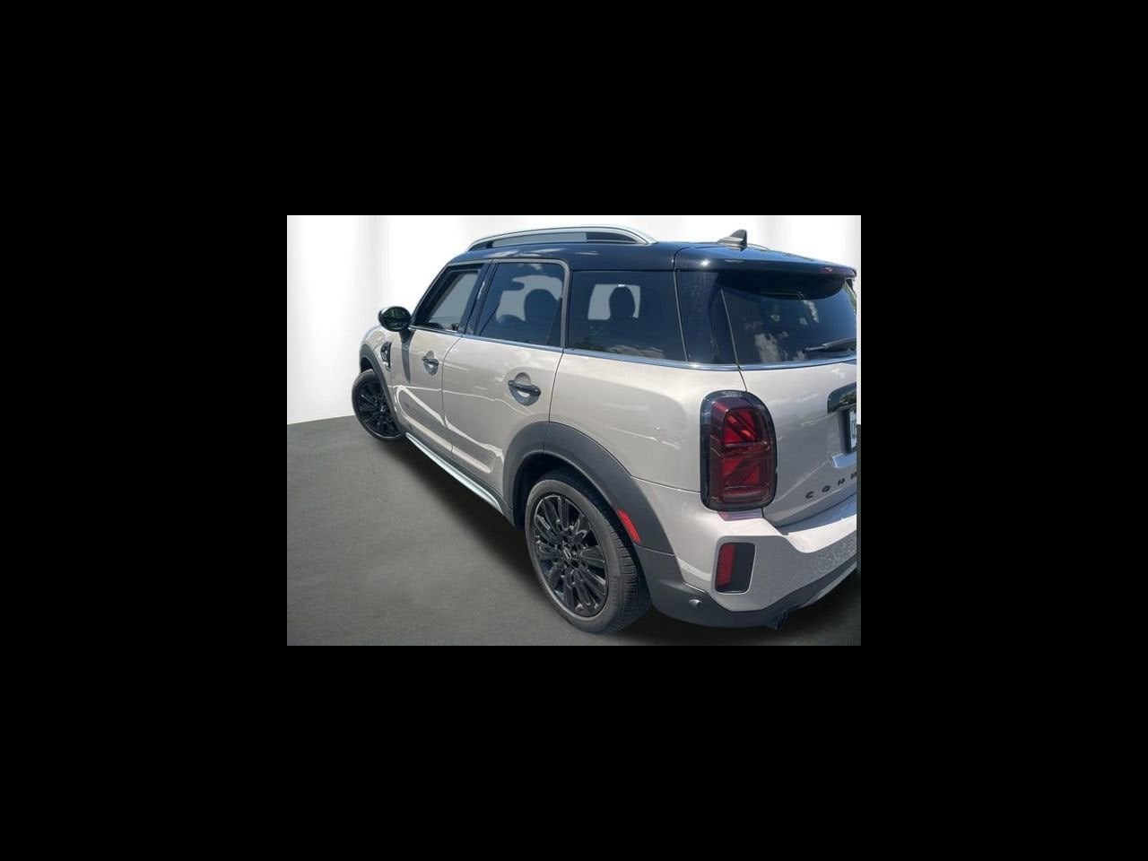 2024 MINI COUNTRYMAN SIGNATURE