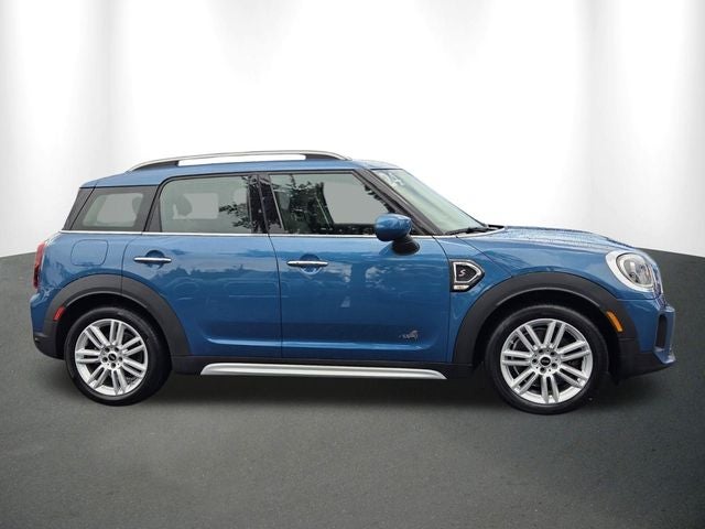 2024 MINI COUNTRYMAN Signature