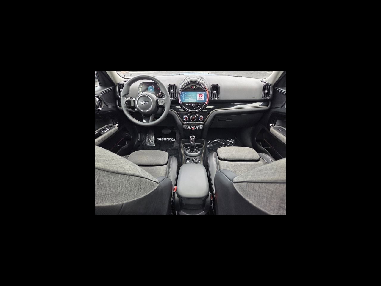 2024 MINI COUNTRYMAN Signature