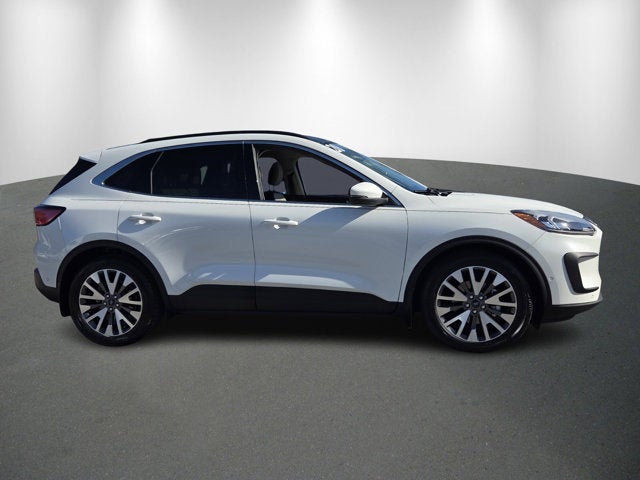 2020 Ford Escape Titanium Hybrid