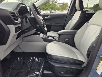 2026 Ford Escape Platinum