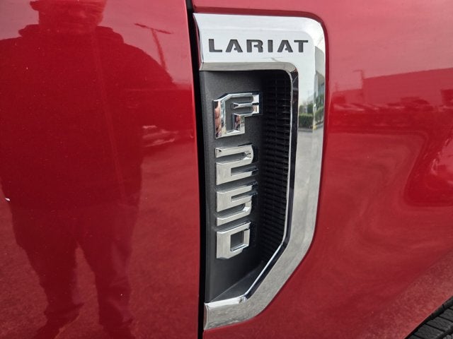 2022 Ford Super Duty F-250 SRW LARIAT