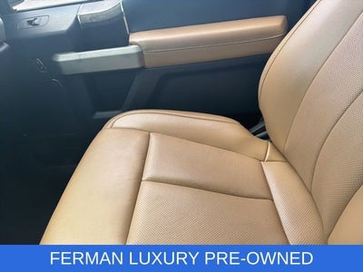 2022 Ford Super Duty F-450 DRW LARIAT