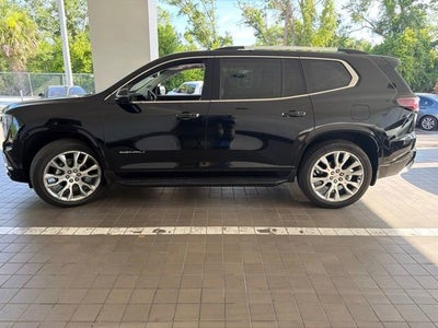 2024 GMC Acadia AWD Denali