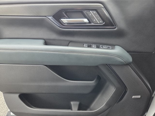 2025 GMC Yukon AT4