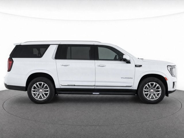 2024 GMC Yukon XL SLT