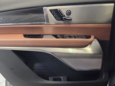 2026 Cadillac VISTIQ Platinum