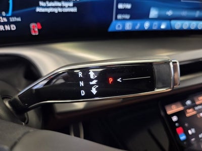 2026 Cadillac VISTIQ Platinum