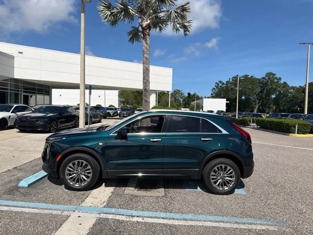 2025 Cadillac XT4 FWD Premium Luxury