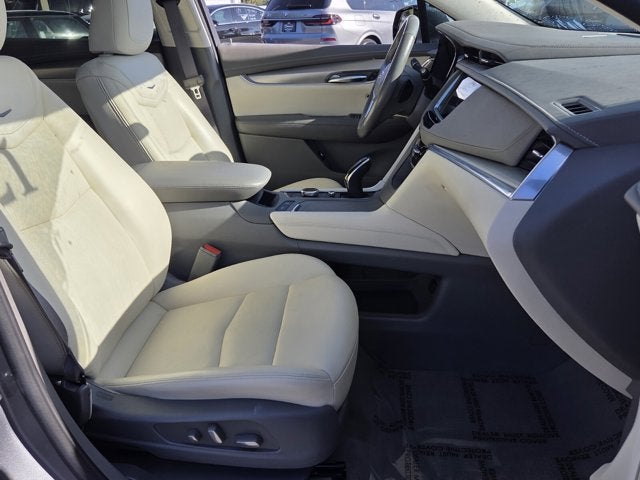 2021 Cadillac XT5 FWD Premium Luxury