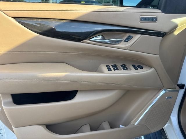 2019 Cadillac Escalade Platinum