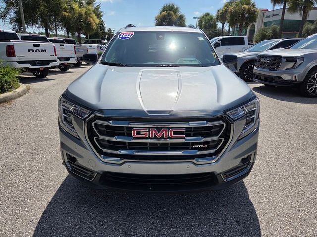 2023 GMC Terrain AT4