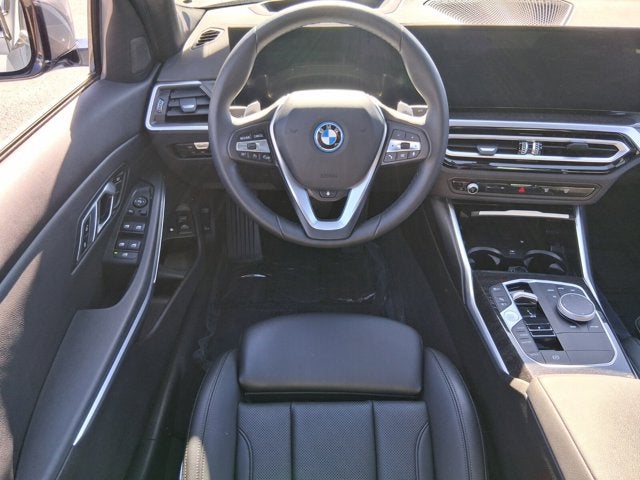 2023 BMW 330e xDrive 330e xDrive