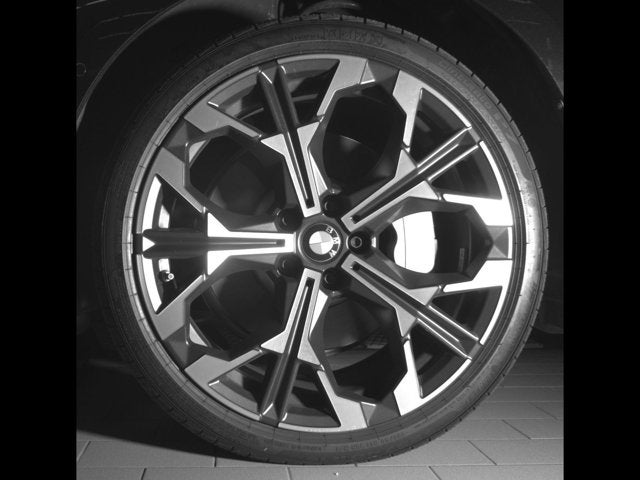 2025 BMW 330i 330i
