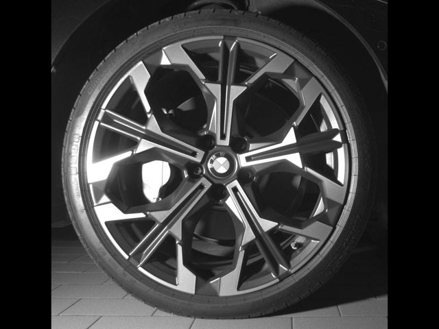 2025 BMW 330i 330i