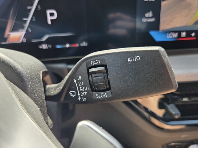 2025 BMW 330i 330i