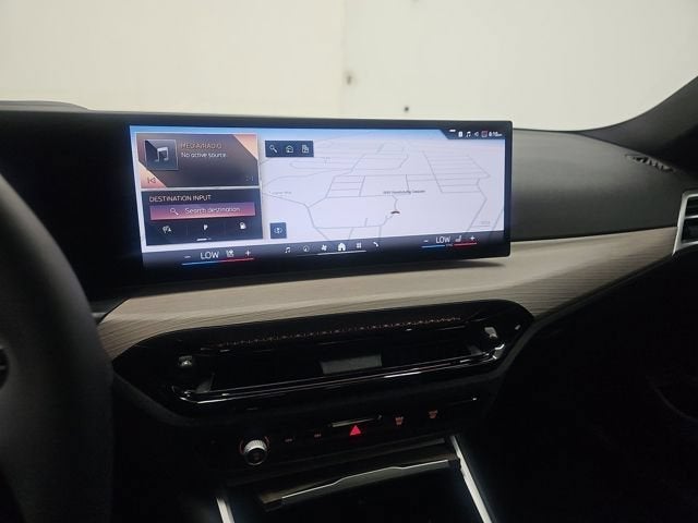 2025 BMW 330i 330i