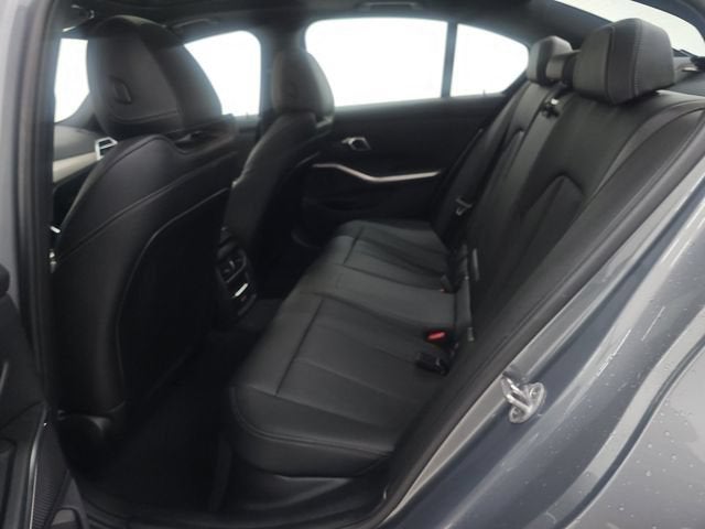 2025 BMW 330i 330i
