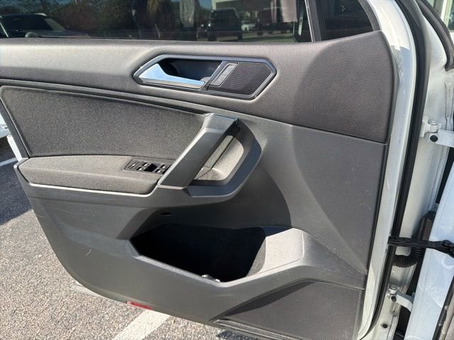 2018 Volkswagen Tiguan S