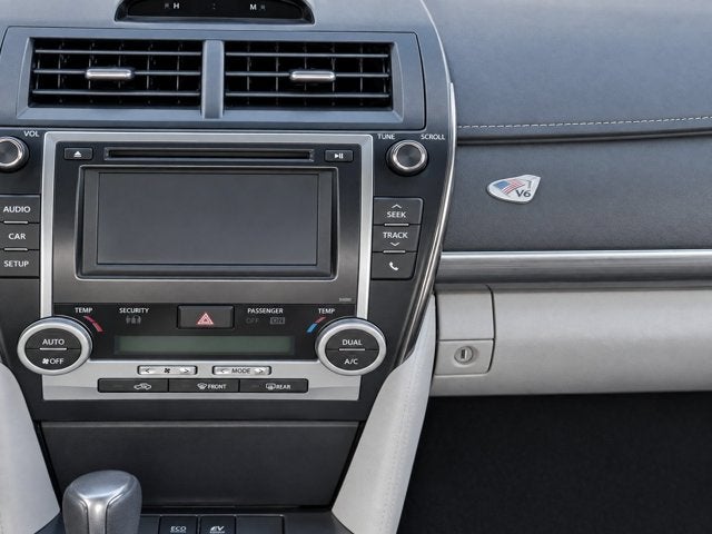 2014 Toyota Camry Hybrid LE