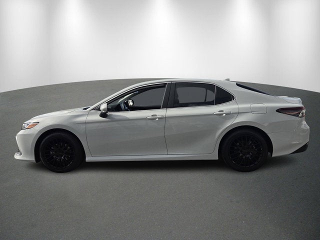 2024 Toyota Camry Hybrid LE