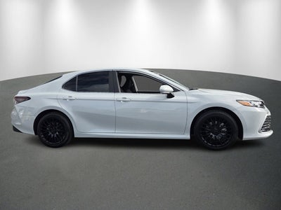 2024 Toyota Camry Hybrid LE