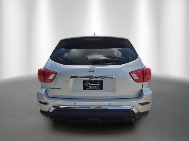 2020 Nissan Pathfinder S