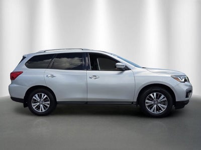 2020 Nissan Pathfinder S