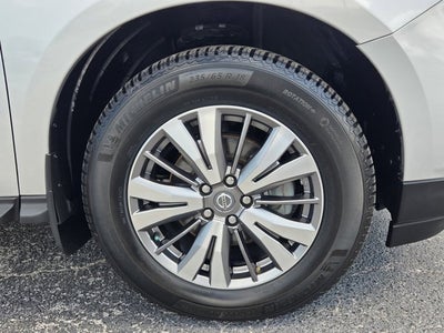 2020 Nissan Pathfinder S