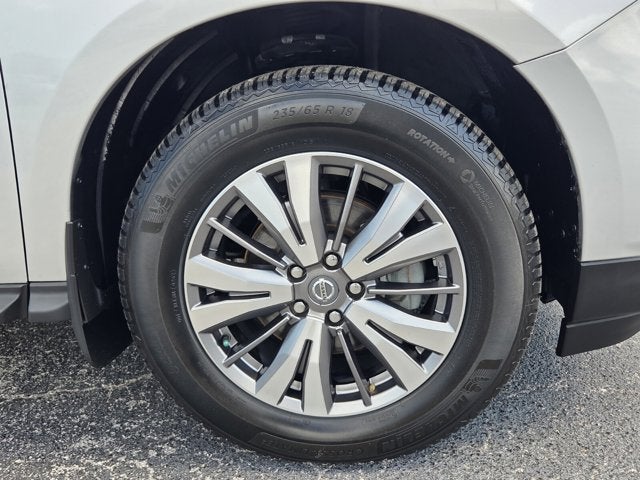 2020 Nissan Pathfinder S