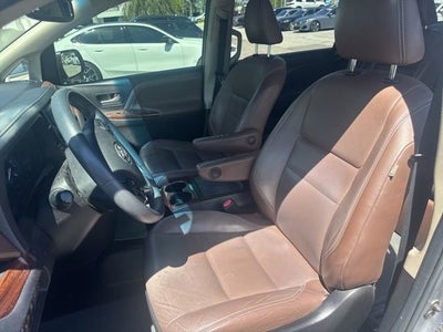 2017 Toyota Sienna Limited
