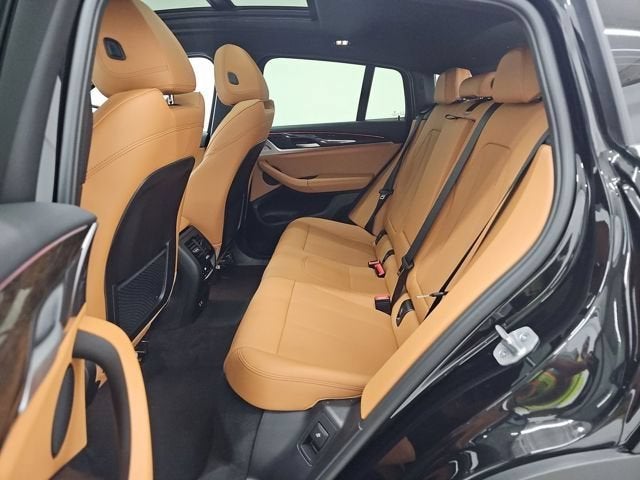 2025 BMW X4 xDrive30i